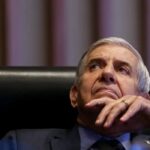 Moraes concede prisão domiciliar humanitária a Augusto Heleno