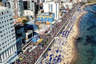 O baiano mostrou que tem o molho; Bololô da Salvador FM termina sem registro de graves ocorrências