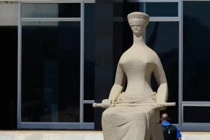 STF torna réus acusados por atentado no aeroporto de Brasília