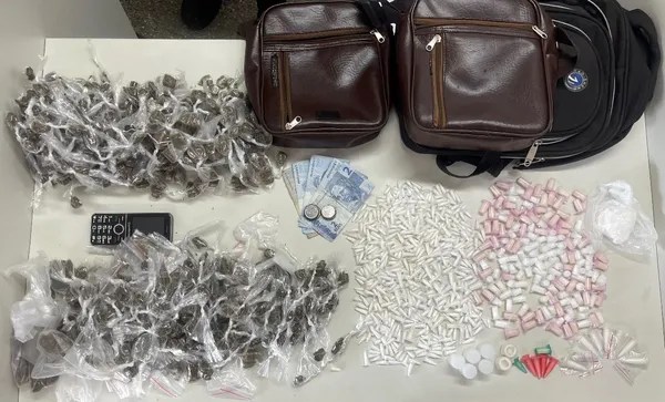 Três pessoas são presas por tráfico em Marechal Rondon, em Salvador