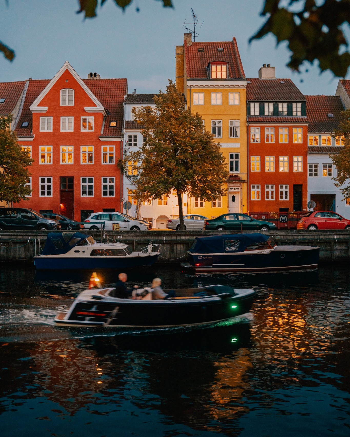 Após Venezuela, Trump ameaça tomar Groenlândia e atacar Colômbia