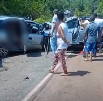 Colisão entre dois veículos ocorreu perto de Valença