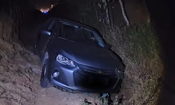 Corpo de PM é encontrado dentro de carro no interior da Bahia