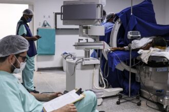 Ebserh abre inscrições para médicos com salários de até R$ 19,1 mil