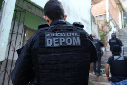 Homem é preso na Bahia por agredir mulher e asfixiar bebê