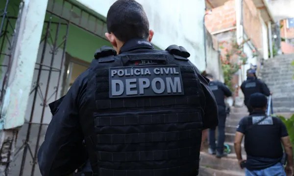 Homem é preso na Bahia por agredir mulher e asfixiar bebê