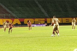 Jacuipense e Vitória empatam sem gols em Pituaçu pelo Baianão