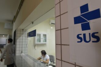 Justiça determina que SUS forneça remédio para tratar de câncer raro