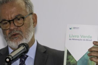 Morre Raul Jungmann, presidente do Instituto Brasileiro de Mineração