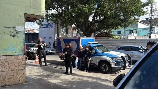 Mulher é assassinada com mais de 10 tiros em Narandiba, em Salvador