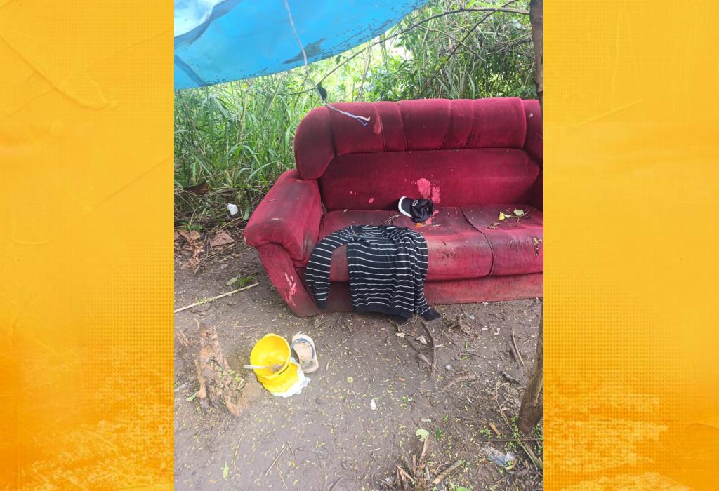 Polícia desarticula acampamento de grupo criminoso em área de mata em Rio de Contas