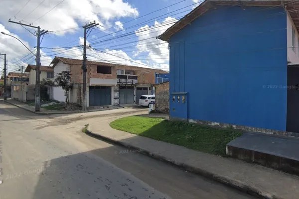 Porto Seguro: homem morre espancado após esfaquear crianças e incendiar casa