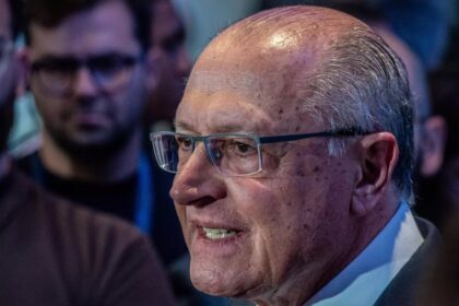 Alckmin considera tarifa global de 15% anunciada por Trump positiva para o Brasil