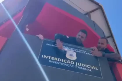 Camarote do Carnaval de Salvador é interditado em operação contra rifeiros