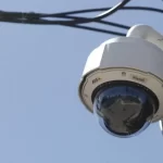 Câmeras de reconhecimento facial prendem mais de 60 foragidos no Carnaval de Salvador 2026