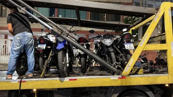 Fiscalização apreende 59 veículos de transporte clandestino no Carnaval