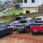 Operação policial recupera 11 veículos e prende oito investigados na Bahia