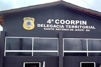 Polícia Civil prende dupla suspeita de furto a residência em Elísio Medrado