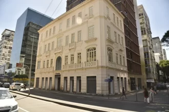 Prefeitura de Salvador decreta posse de 36 imóveis abandonados no Comércio
