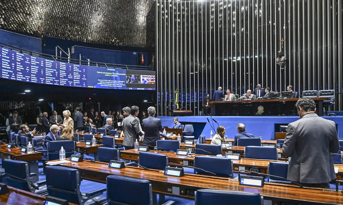 Senado aprova MP que cria o programa Gás do Povo