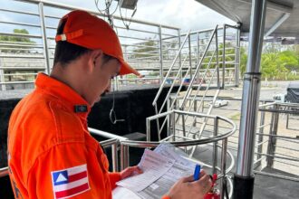 Trios elétricos passam por vistoria de segurança para o Carnaval 2026