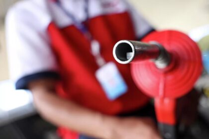 Após recusa dos estados, Fazenda propõe zerar ICMS do diesel com compensação federal de R$ 3 bi