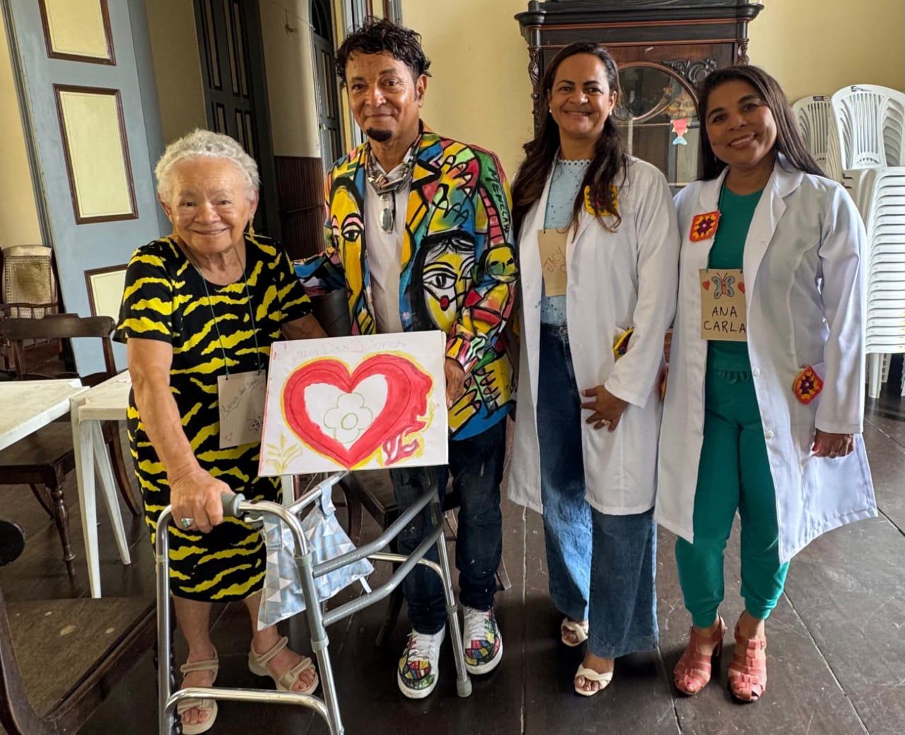 Arte, memória e afeto: intervenção psicopedagógica homenageia Salvador no Lar Franciscano