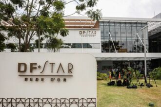 Bolsonaro mantém melhora clínica e laboratorial, mas segue em UTI