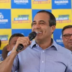 Bruno Reis é vaiado durante passagem pelos circuitos do Carnaval de Salvador