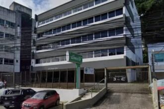 Clínica em Salvador é interditada após casos de cegueira em cirurgias