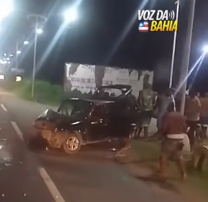 Colisão entre dois veículos é registrada na BR-101 em Santo Antônio de Jesus
