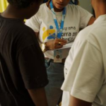 “Corra pro Abraço” leva cuidado e atenção a pessoas em situação de vulnerabilidade durante o Carnaval | SEADES