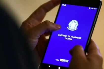 Desemprego fica em 5,4% no trimestre encerrado em janeiro de 2026