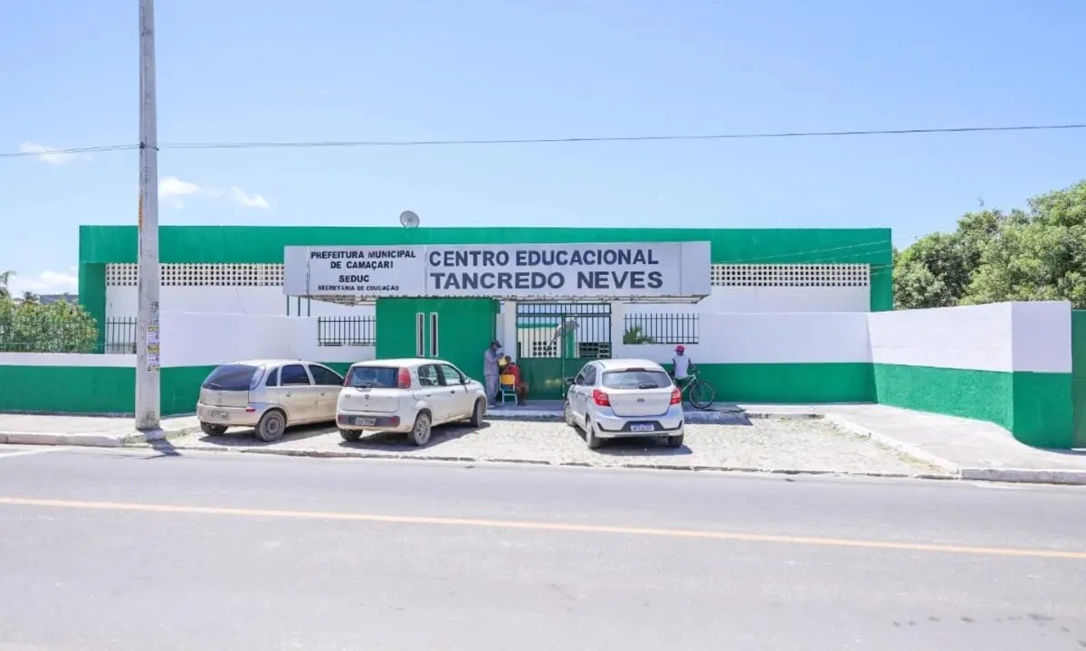 Funcionários são afastados após aluno ser espancado em escola na RMS