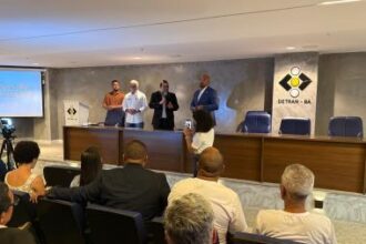 Governo do Estado e instrutores autônomos de trânsito dialogam sobre cadastramento individual | detran