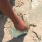 Laudo preliminar aponta cobre e nitrato na praia de São Tomé de Paripe, em Salvador