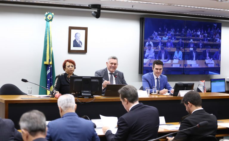 Ministro das cidades fala sobre metas, programas e prioridades. Dep. Keniston Braga (MDB-PA). Ministro de Estado das Cidades - Ministério das Cidades, Jader Fontenelle Barbalho Filho.