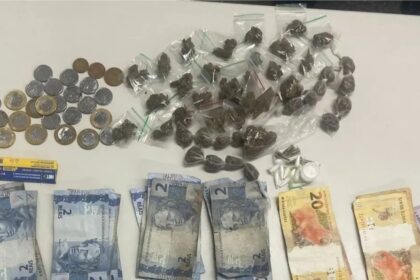 Mulher é presa por suspeita de tráfico de drogas no bairro de Nazaré, em Salvador