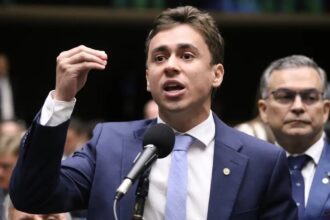 Nikolas Ferreira utilizava jato de Vorcaro