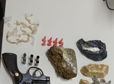 Operação conjunta apreende armas de fogo e drogas em Jitaúna | SSP