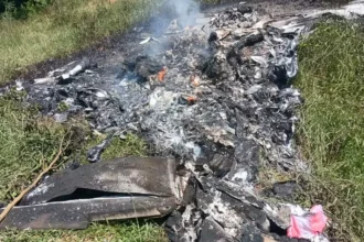 Queda de avião de pequeno porte deixa dois mortos no interior do Rio de Janeiro