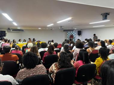 Seminário Março das Mulheres promove diálogo e reflexão sobre enfrentamento à violências de gênero nas escolas | SEC