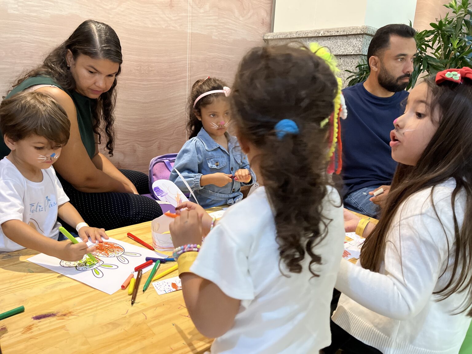 Shopping Paralela promove tarde de Páscoa gratuita