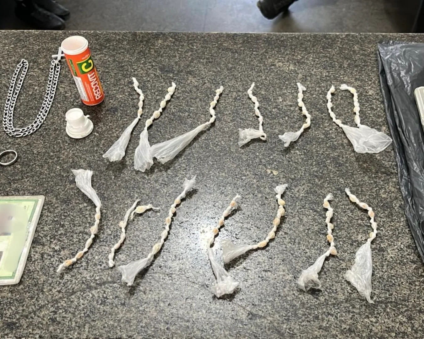 Suspeito é preso com drogas durante operação da PM na região de Muritiba