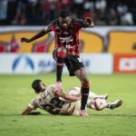 Vitória vence a Jacuipense nos pênaltis e chega à final do Baianão