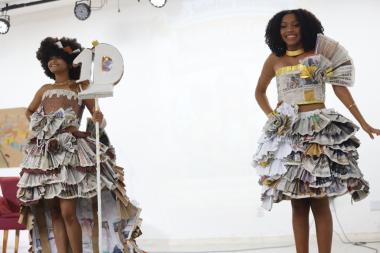 Arte, ciência e papel feminino na defesa do meio ambiente marcam desfile interdisciplinar em colégio estadual de Salvador | SEC