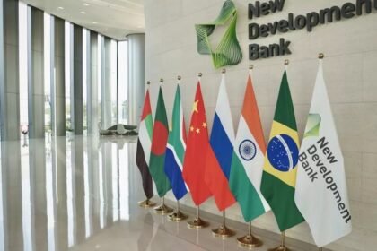 BRICS impulsiona mercado de títulos da China e atrai emergentes com financiamento em yuan