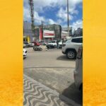 Carro atinge moto da Secretaria de Trânsito em SAJ