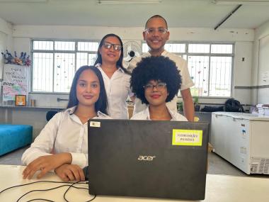 Estudantes da rede estadual conquistam medalha de prata em feira científica internacional | SEC