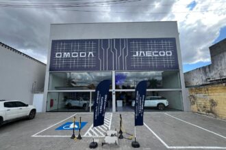 Feira de Santana: Grupo Indiana inaugura concessionária Terracota OMODA | JAECOO e amplia presença no mercado baiano